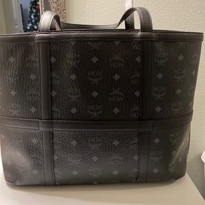 MCM Delmy Vistos medium shopper tote